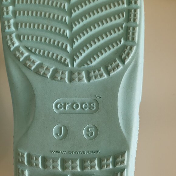 Classic Crocs Slide, Lt Blue, Size J5 - Picture 3 of 3